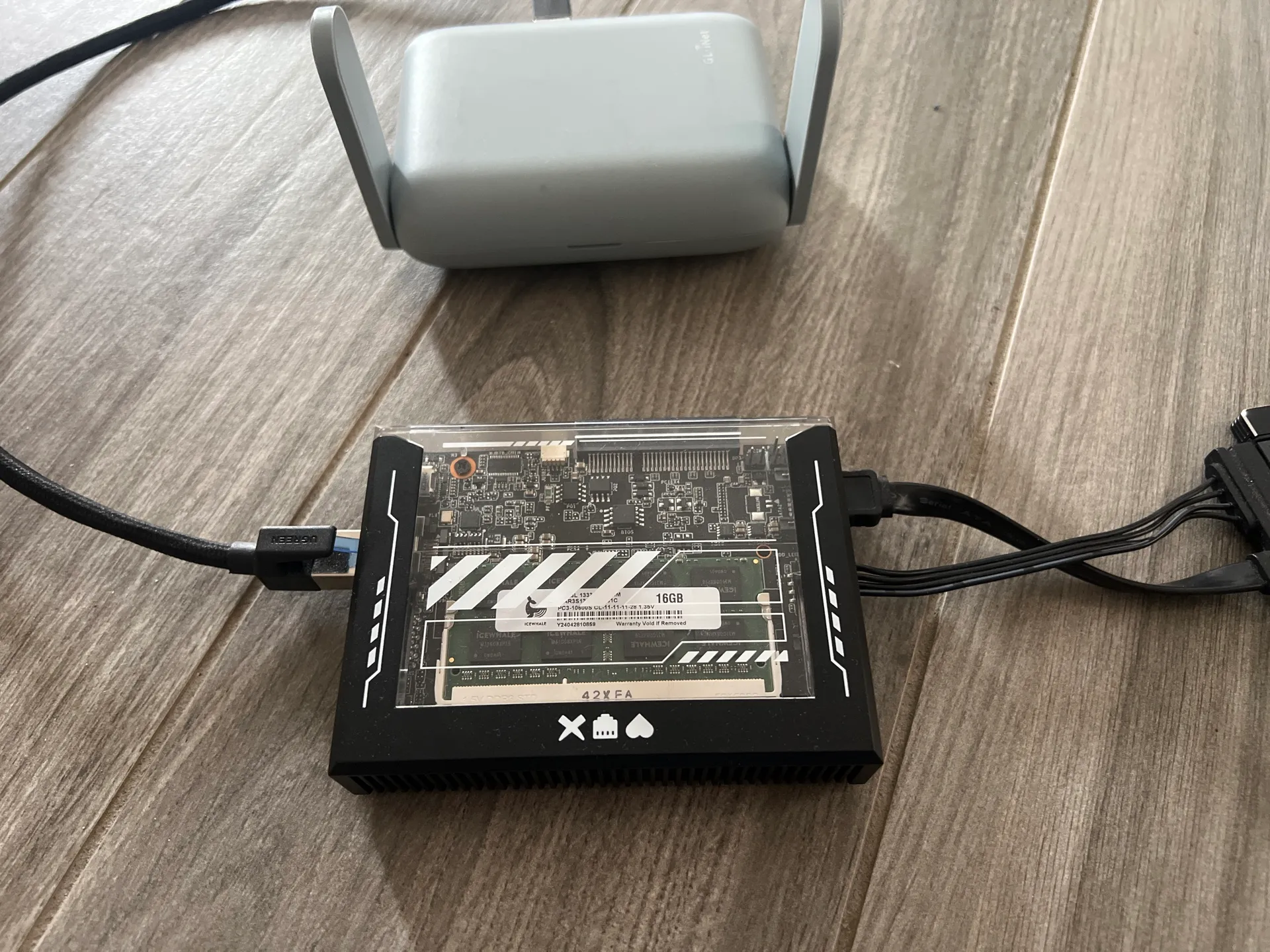 The Zima Blade and hard drive used for photo backups during the Australia road trip